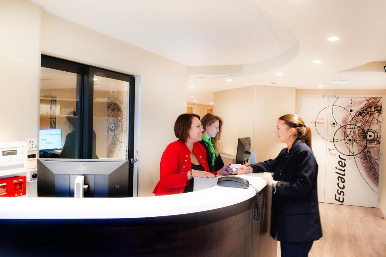 Готель Ibis Styles Clermont-Ferrand Aeroport Екстер'єр фото